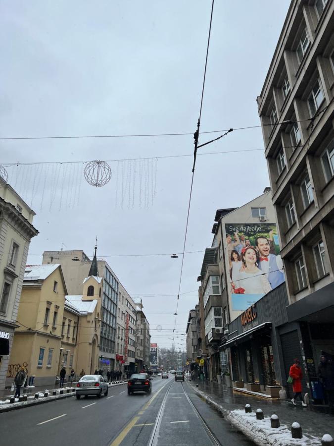 Modern And Bright Apartments - Main Street Sarajevo Bagian luar foto